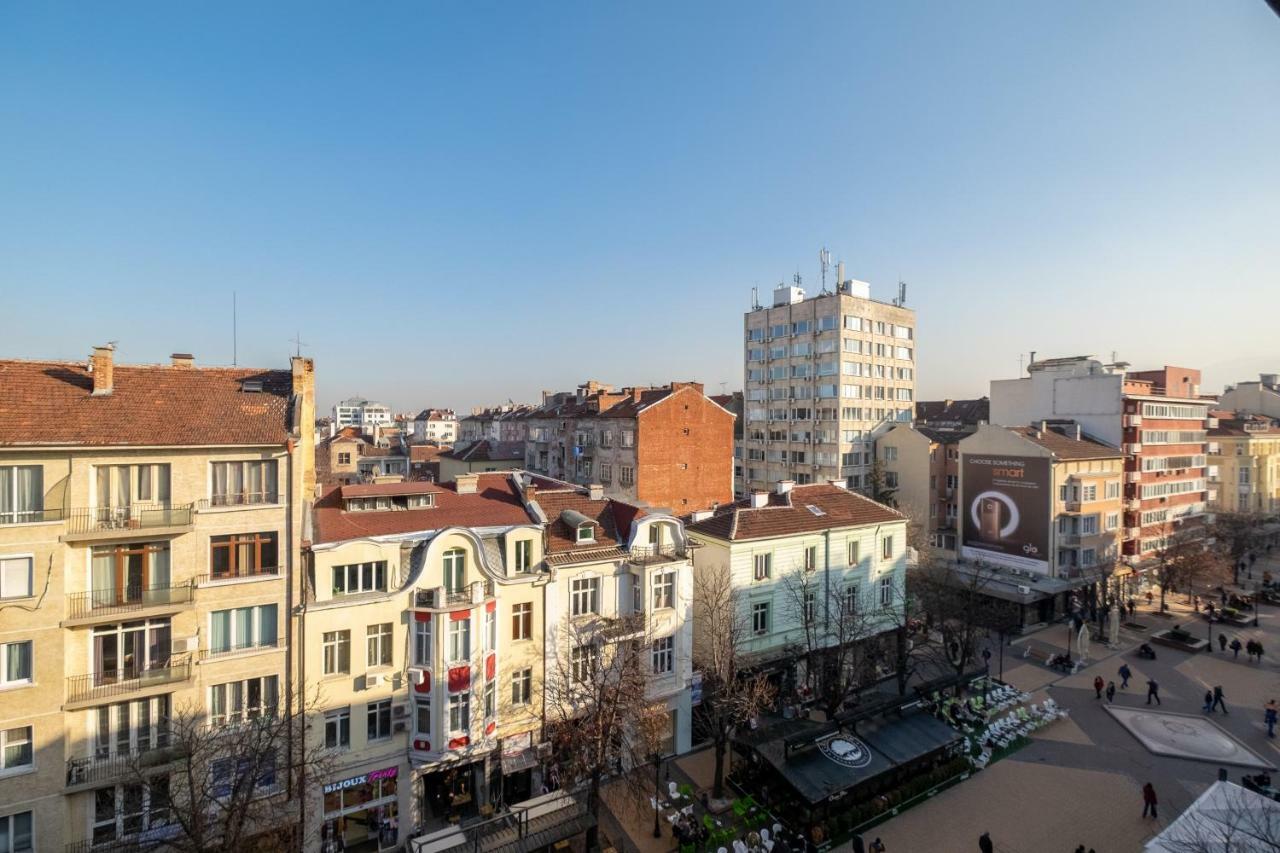 Vitosha Blvd Luxury 2-Bedroom, 2-Bathroom With Balcony София Экстерьер фото