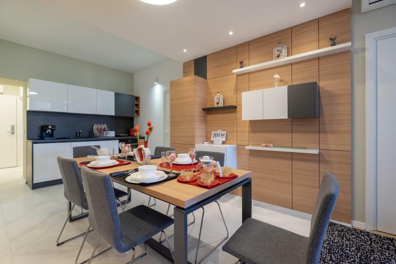 Vitosha Blvd Luxury 2-Bedroom, 2-Bathroom With Balcony София Экстерьер фото