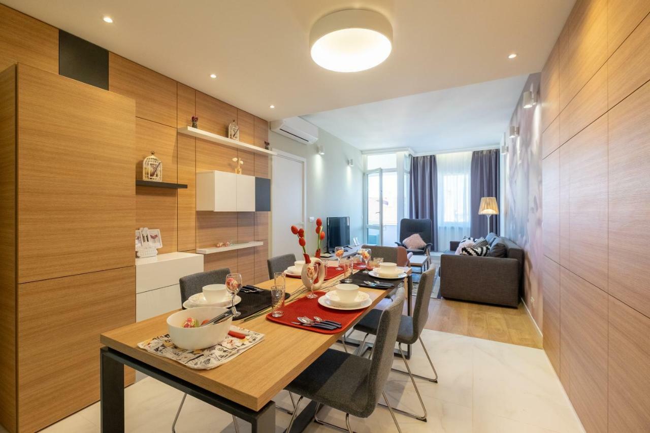 Vitosha Blvd Luxury 2-Bedroom, 2-Bathroom With Balcony София Экстерьер фото