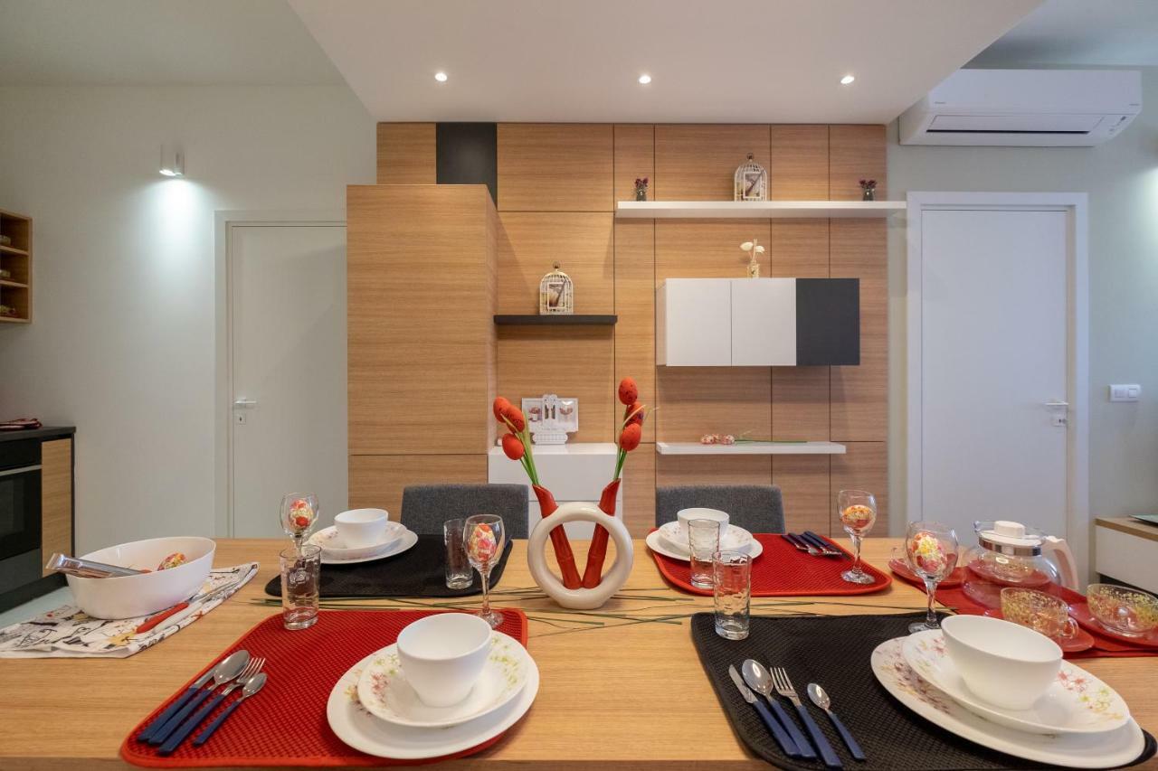 Vitosha Blvd Luxury 2-Bedroom, 2-Bathroom With Balcony София Экстерьер фото